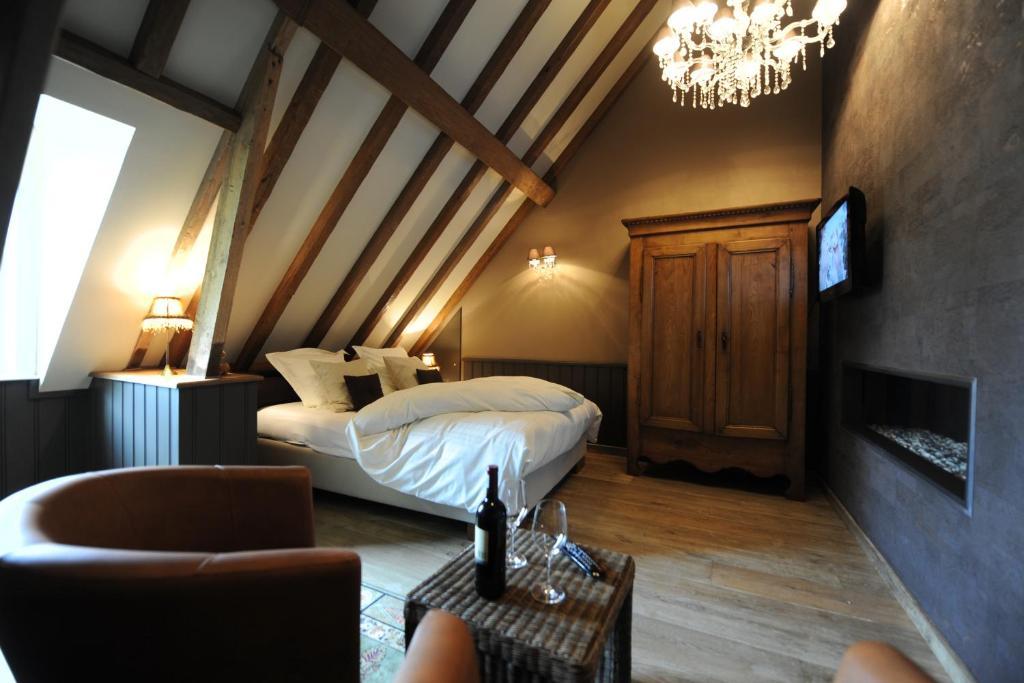 B&B De Rentmeesterhoeve Reningelst Rom bilde